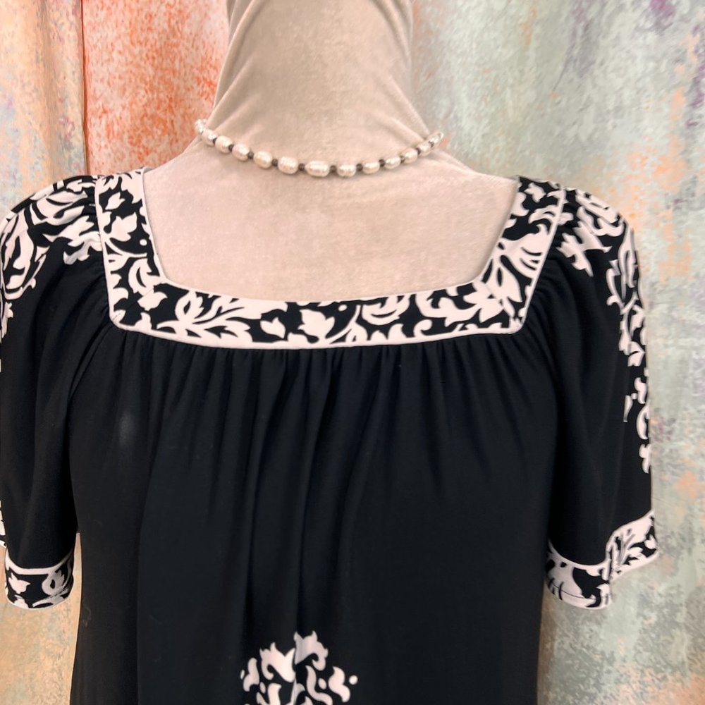 📌London Times Square Neckline Short Sleeves Dress - Picture 3 of 14
